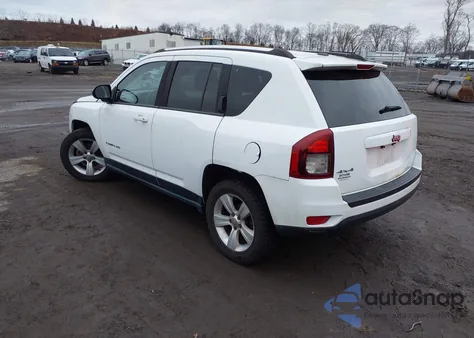 2014 Jeep Compass Sport z USA, uszkodzony, nr VIN 1C4NJDBB0ED621781